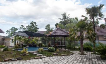 RedDoorz Syariah Plus Near Banyuwangi Airport