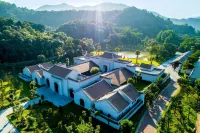 Làng Nương Yên Tử Các khách sạn ở Thành phố Uông Bí