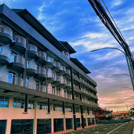 Wing Tat Grand Hotel