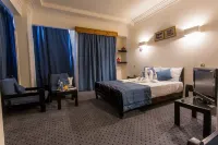 Cleopatra Hotel Hotels near El-Tabia Mosque