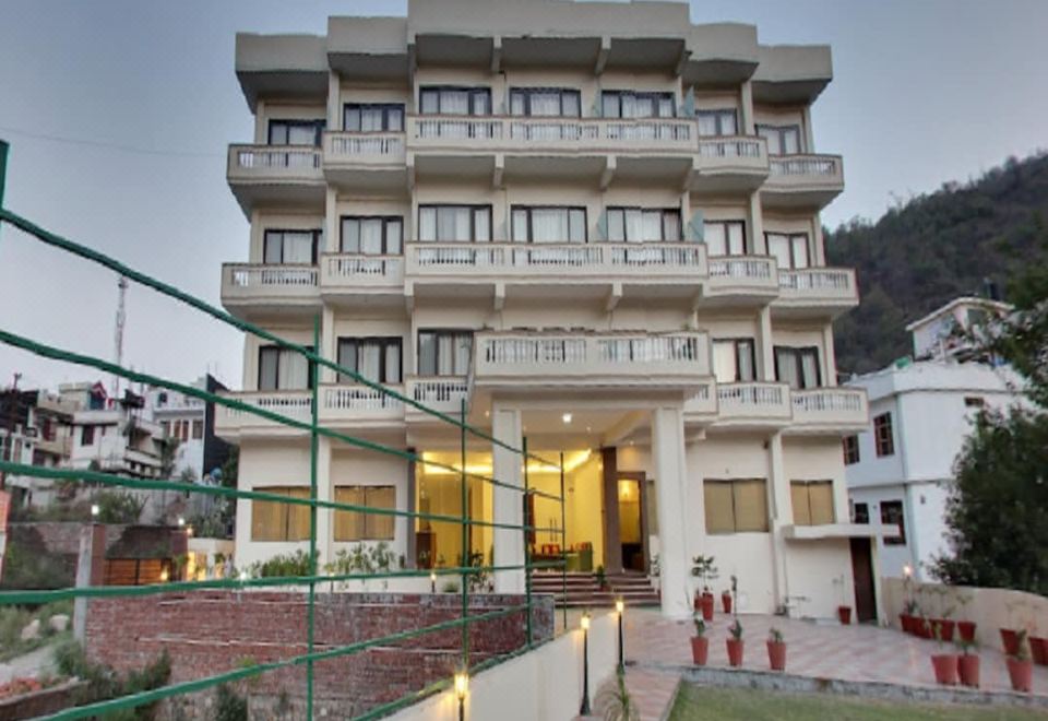 hotel overview picture