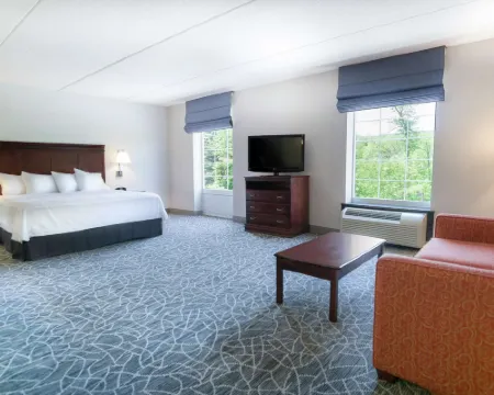 Hampton Inn & Suites Berkshires-Lenox Hotels in Lenox