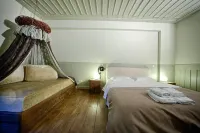 Mantania Tower Hotels in Sirako