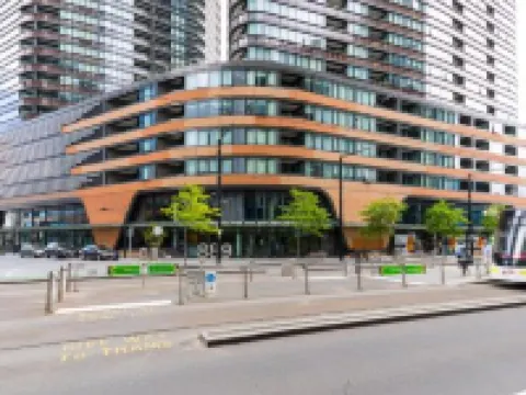 Melbourne Lifestyle Apartments - Best Views on Collins Hotels in Docklands