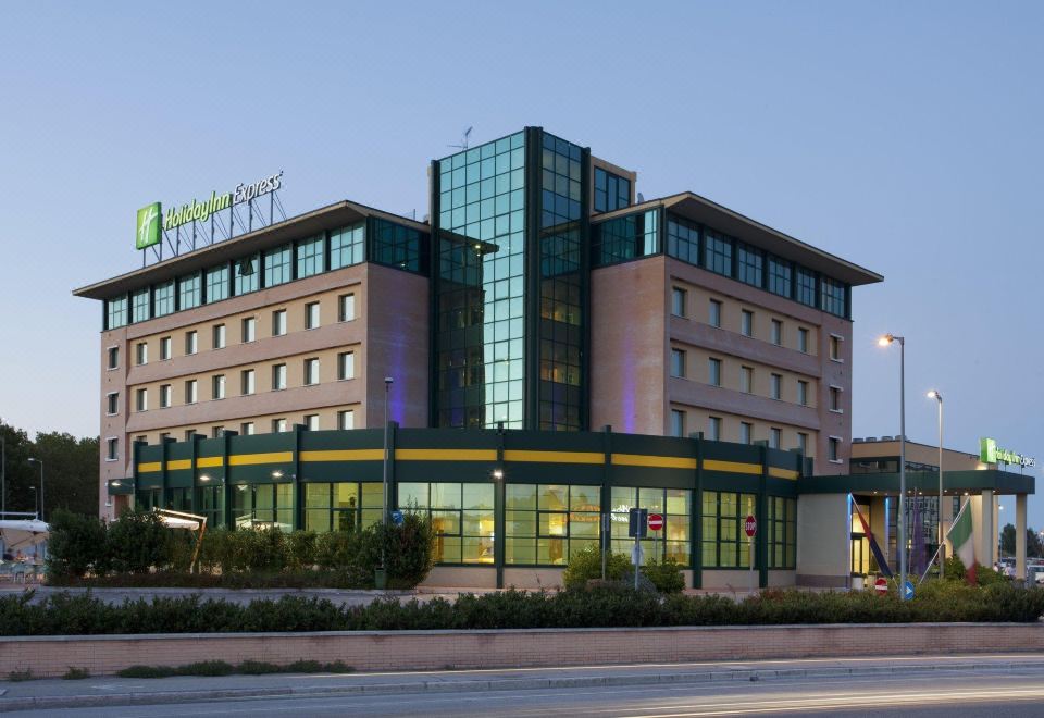 Holiday Inn Bologna - Fiera