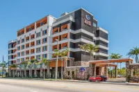 Comfort Suites Fort Lauderdale Airport & Cruise Port - Parkering