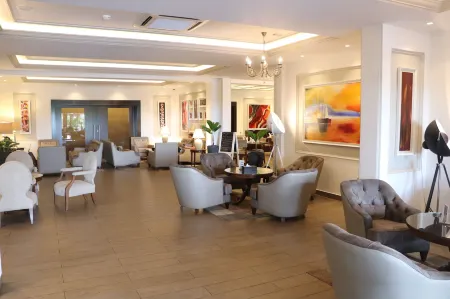 Mamba Point Hotel Отели в г. Грэйтер Монровия