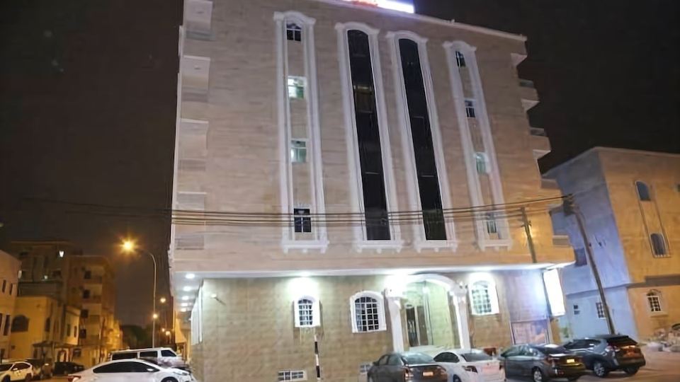 Golden Season Furnished Apartments 5