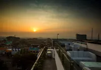 Ascent Hotel & Cafe Malang - Romantic