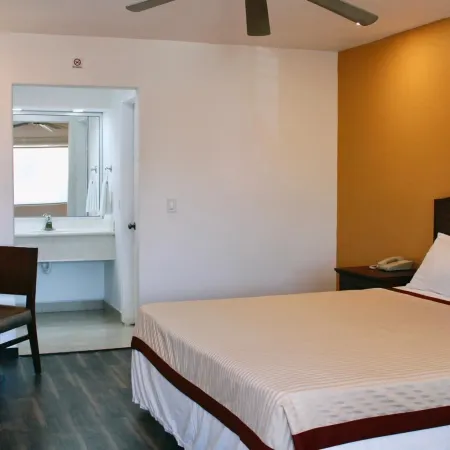 Estancia Inn