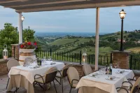 Agriturismo Acetaia Sereni Hotels in Tole