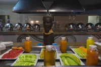 阿贊比西河小屋