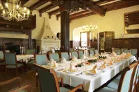 Hotel & Spa Wasserschloss Westerburg Hotels in Huy