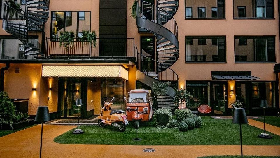 Hotel F6