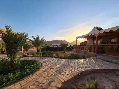 Hasan Zawaideh Camp Hotels near Sun City Camp