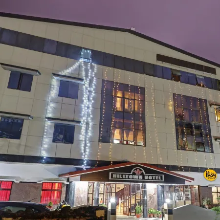 Itsy Hotels Hill Town, 500 Mtrs from Madikeri Fort