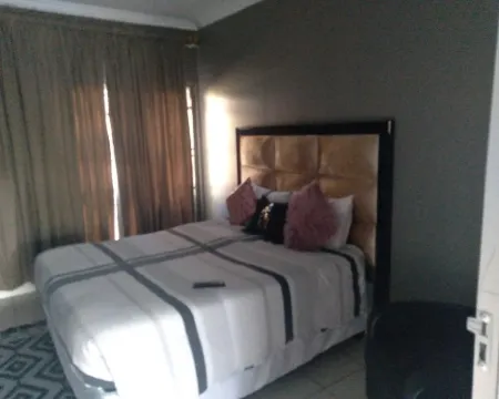 130 Market Bed and Breakfast โรงแรมในแรนด์เบิร์ก