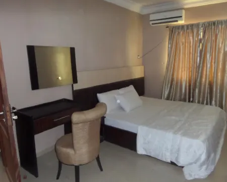 O'Nice Hotel and Suites Limited Hotels in Ota