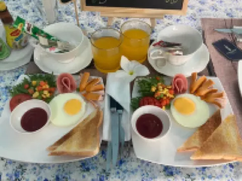 Cours d'eau Villa Hotels in Lan Saka