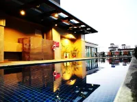 Golden Tulip Zhong Xin Hotel Taichung - Rooftop Pools