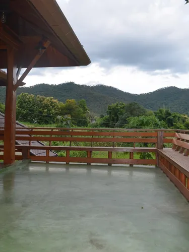 รูปภาพของแม่วิน เทอเรซ