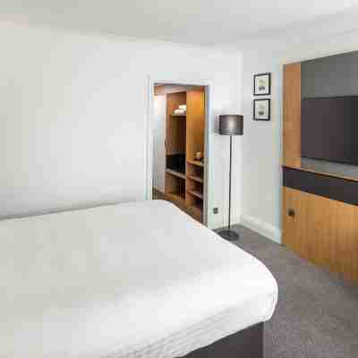Holiday Inn Aylesbury Rooms