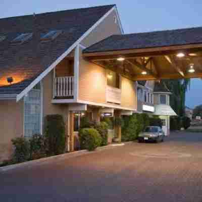 Best Western Inn at Penticton Hotel Exterior