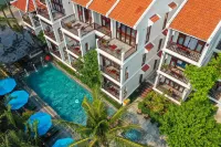 Hoi An Riverside Villas & Apartments - Romanttinen