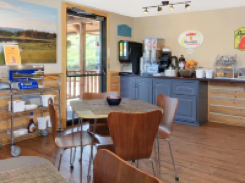 Super 8 by Wyndham Cody コーディのホテル