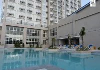 Sotogrande Davao Hotel - Pools