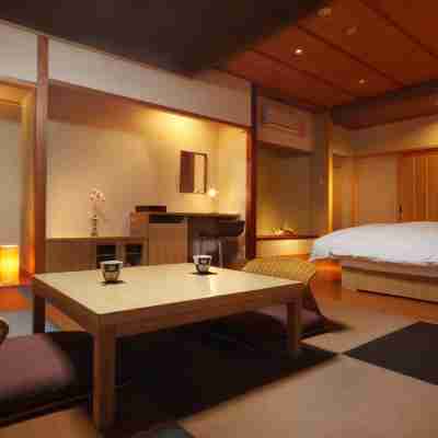 ホテル國富　翠泉閣 Rooms