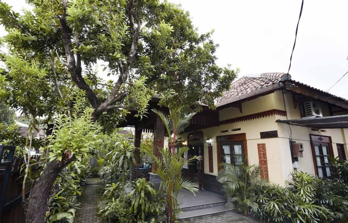 Ndalem Maharani Guest House