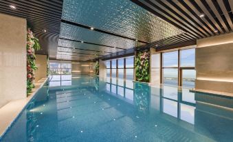 Similan Hotel Zhuhai(Gongbei Port High speed Railway Station)