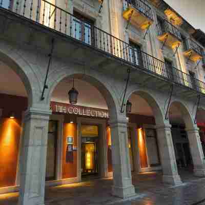 NH Collection Leon Plaza Mayor Hotel Exterior