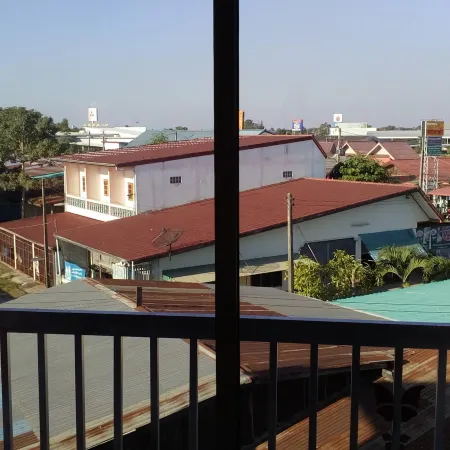 RuengsriSiri Guesthouse