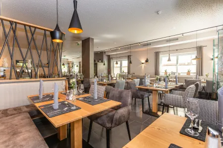 Hotel Almrausch Отели в г. Hinterglemm