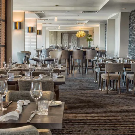 Boulevard Hotel