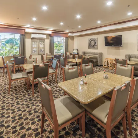 Best Western University Inn  Suites
