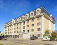 Comfort Suites Airport