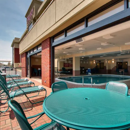 Drury Inn & Suites Bowling Green