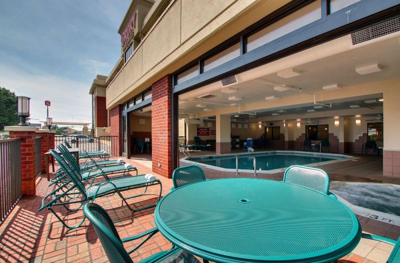 Drury Inn & Suites Bowling Green photo 2
