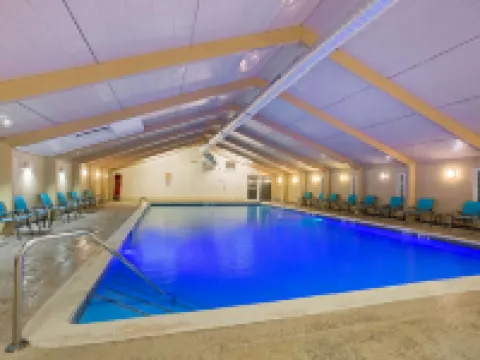 La Quinta Inn & Suites by Wyndham Springfield MA Hotels in Springfield