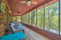 Home w/ Large Deck on Table Rock Lake!