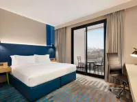 La Quinta by Wyndham Dubai Jumeirah Hotels near Titanic