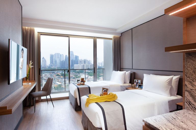 2. 소머셋 수디르만..