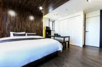 Ulsan (Ganjeolgot) Calmare Pension Hotels near Namchang-Yeog