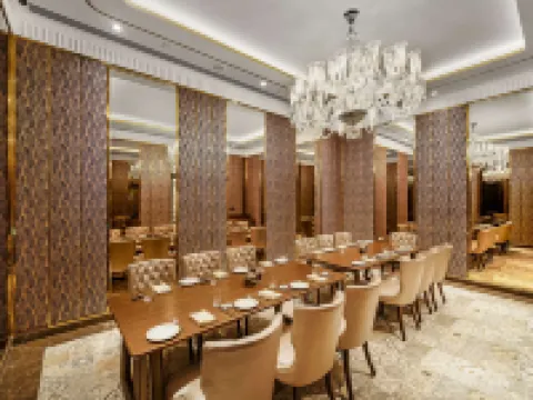 Radisson Blu Hotel & Suites GRT Chennai Hotels in Chennai