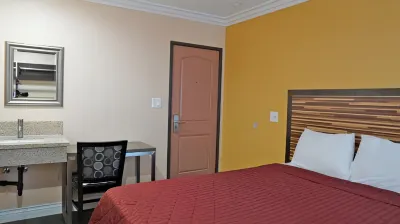 Holly Crest Hotel - Los Angeles, LAX Airport Hotels near South Los Angeles