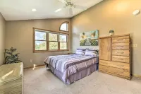 East Tawas Home w/ Patio, Lake Huron on-Site - واي فاي