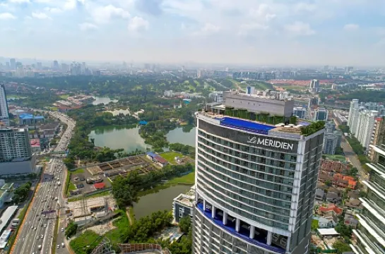 เลอ เมอริเดียน เปอตาลิงจายา โรงแรมในเปอตาลิงจายา